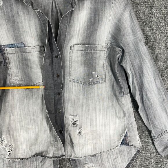 Cloth & Stone Shirt Womens Small Gray Distressed Worn Trashed Button Front - Picture 4 of 11